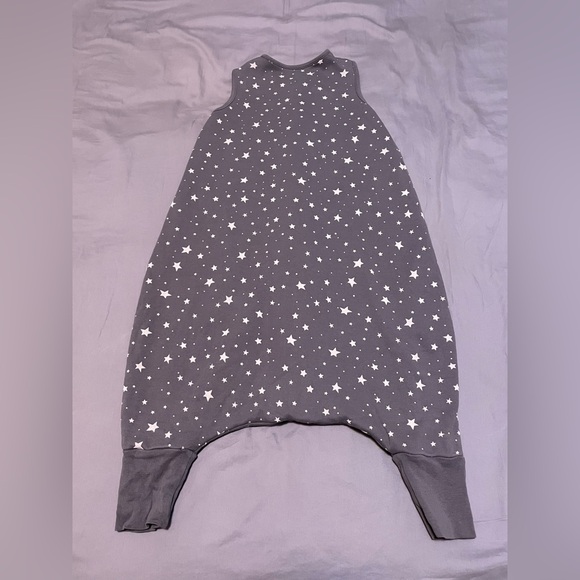 Woolino 4 Season Sleep Bag with Feet, Merino Wool & Organic Cotton, Star Gray - Picture 2 of 3